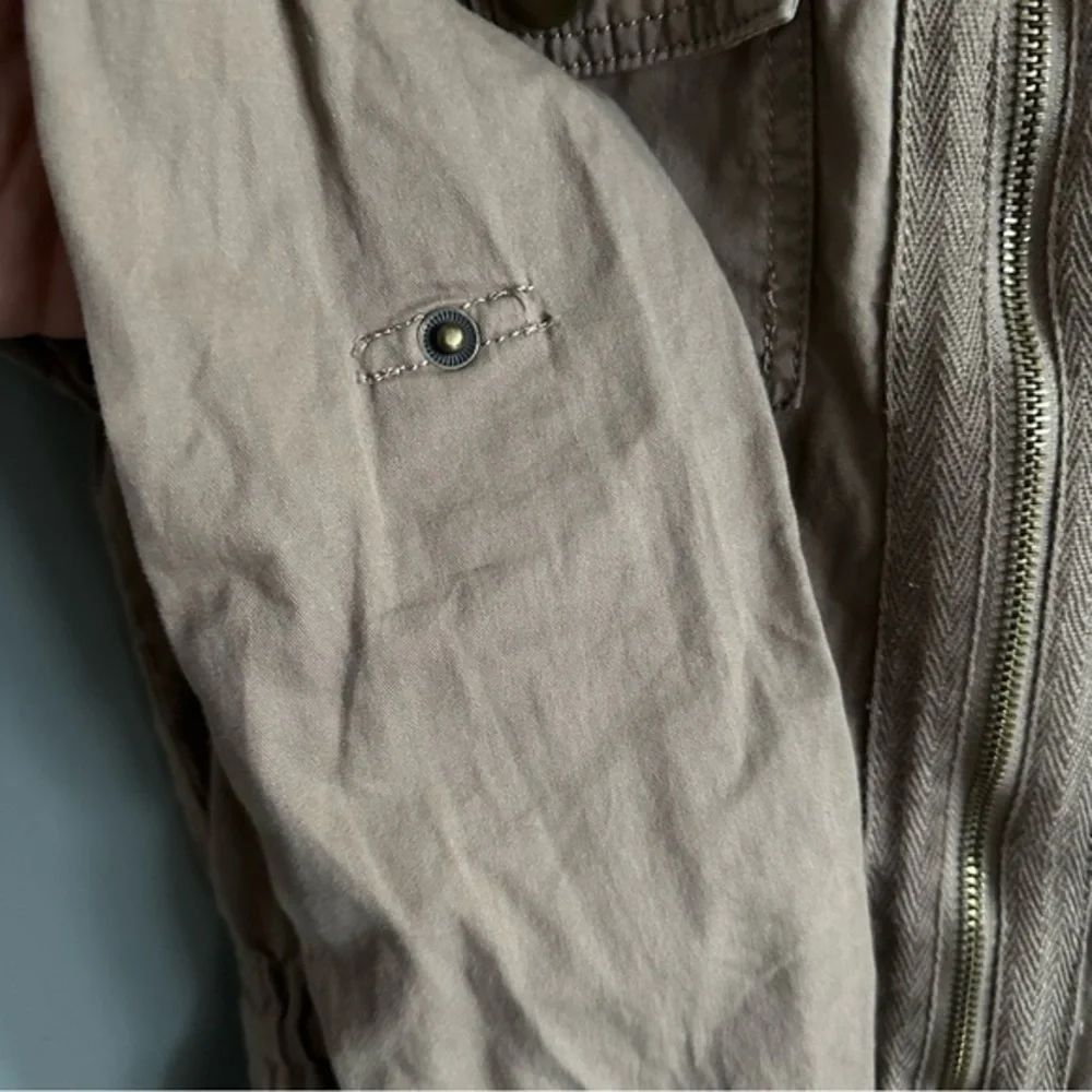 Daytrip Utility Jacket with Removable‎ Hood | Brown